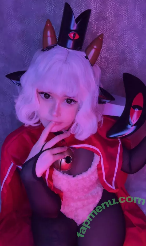 frauleinmilk nude photo #0914 (suisai.uwu / suisaiuwu)