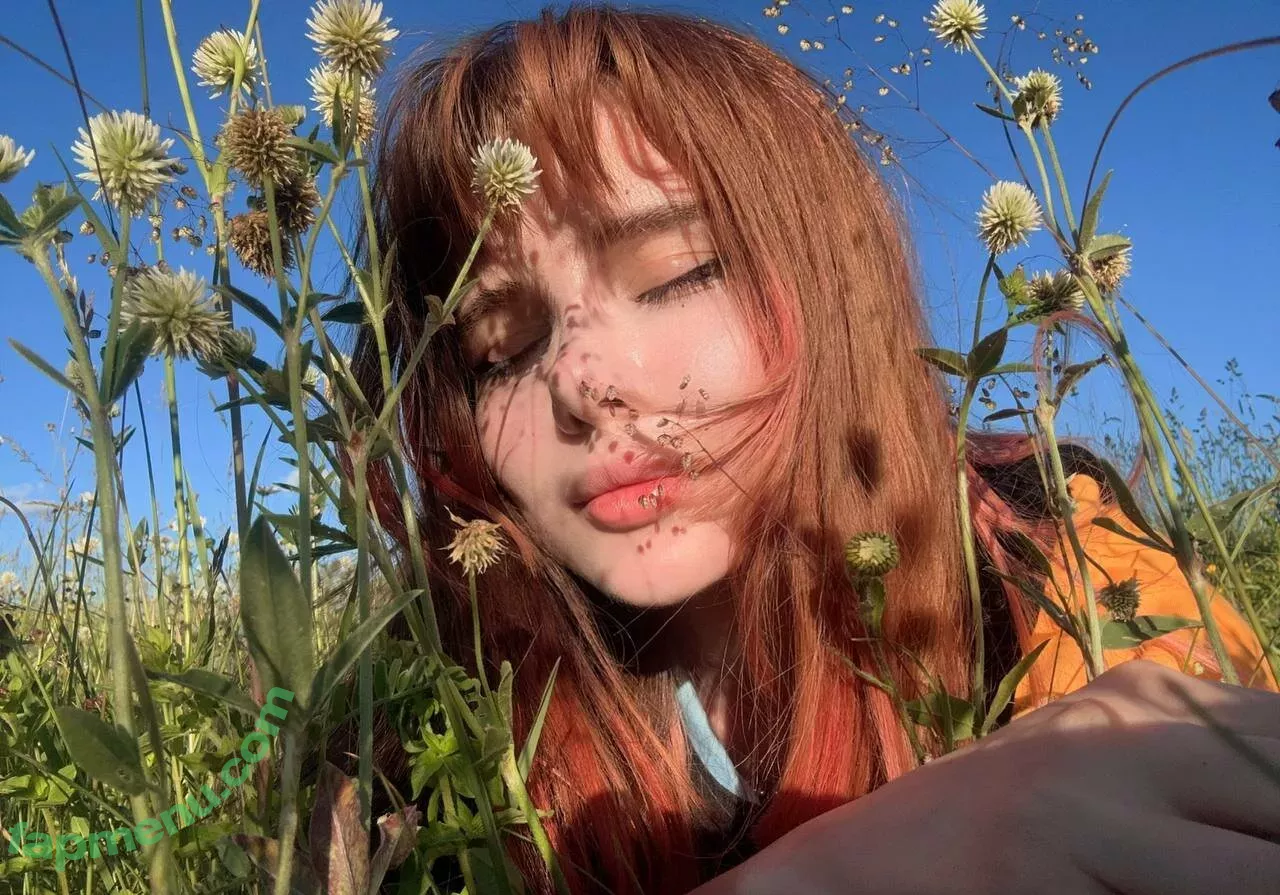 frauleinmilk nude photo #1005 (suisai.uwu / suisaiuwu)