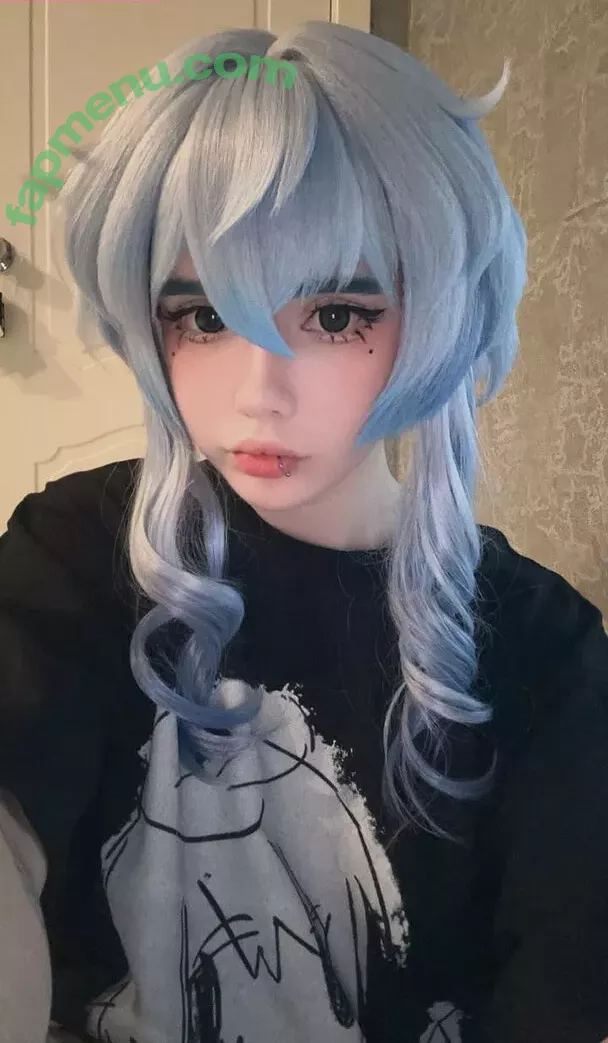 frauleinmilk nude photo #1086 (suisai.uwu / suisaiuwu)