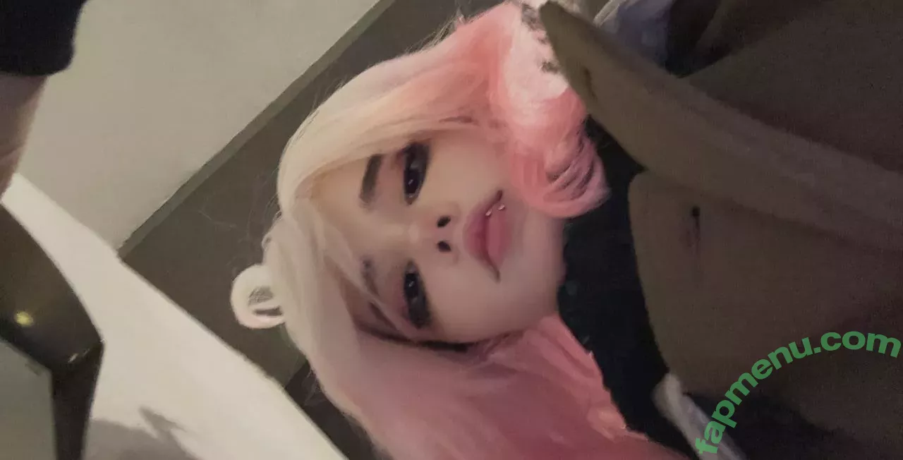 frauleinmilk nude photo #1132 (suisai.uwu / suisaiuwu)