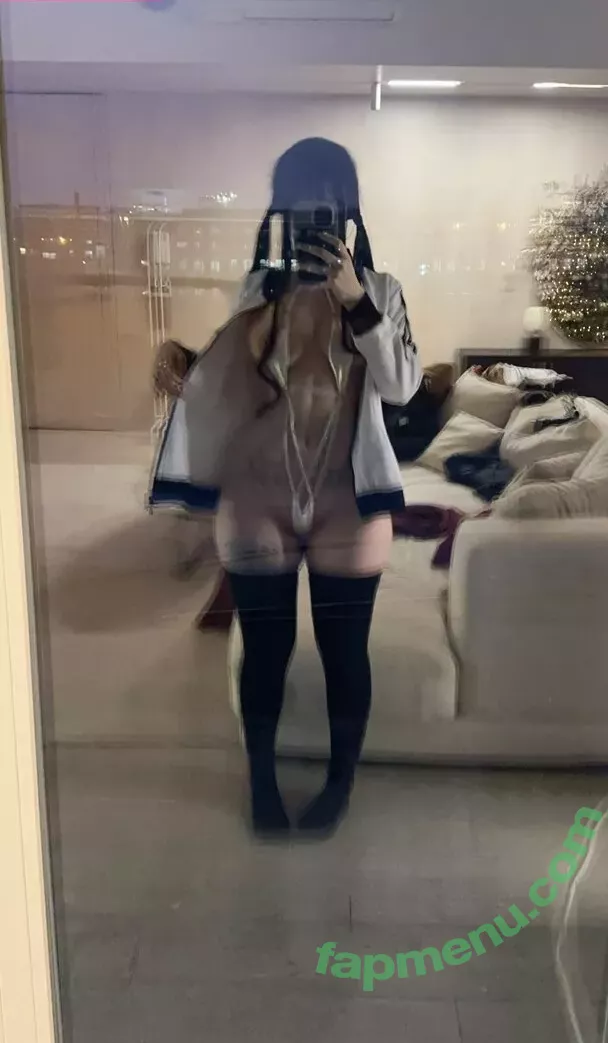 frauleinmilk nude photo #1263 (suisai.uwu / suisaiuwu)