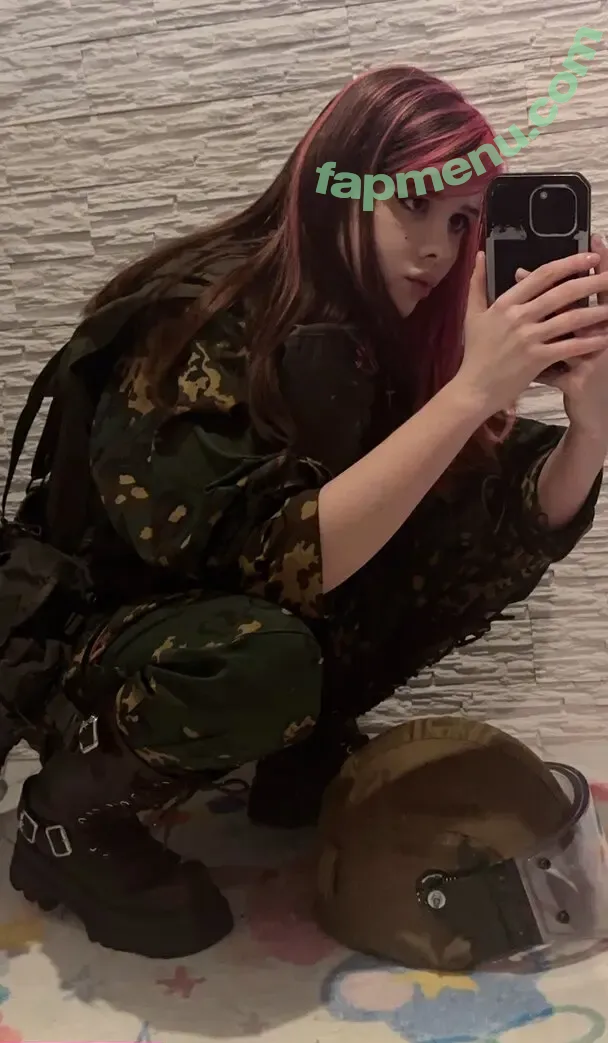 frauleinmilk nude photo #1405 (suisai.uwu / suisaiuwu)