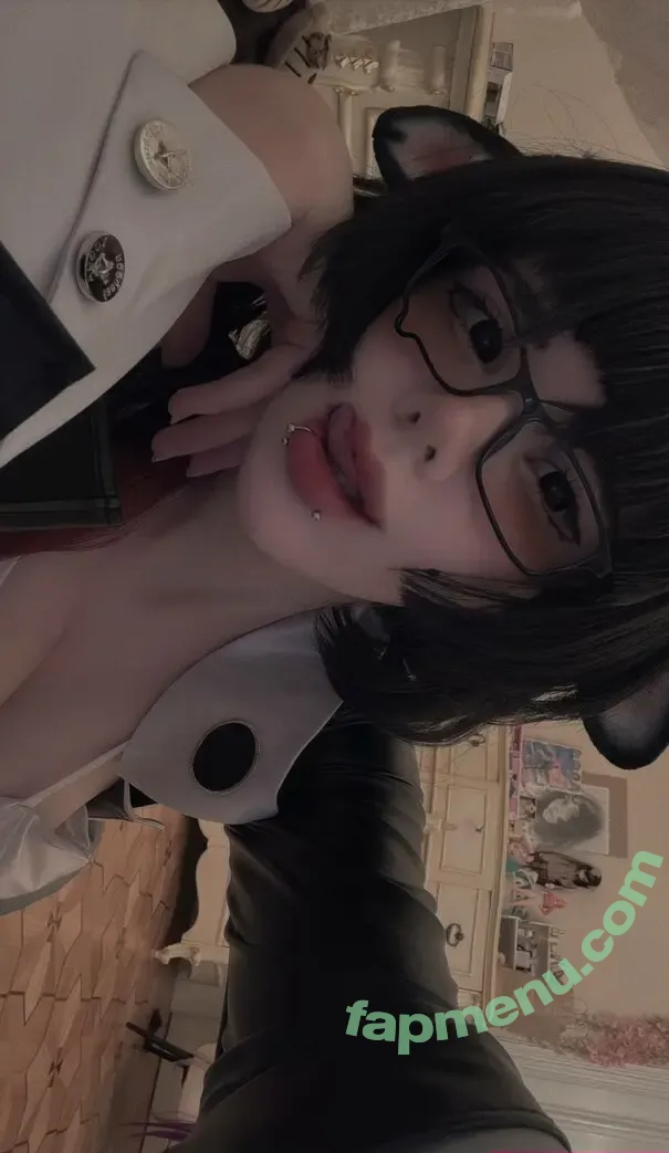 frauleinmilk nude photo #1712 (suisai.uwu / suisaiuwu)