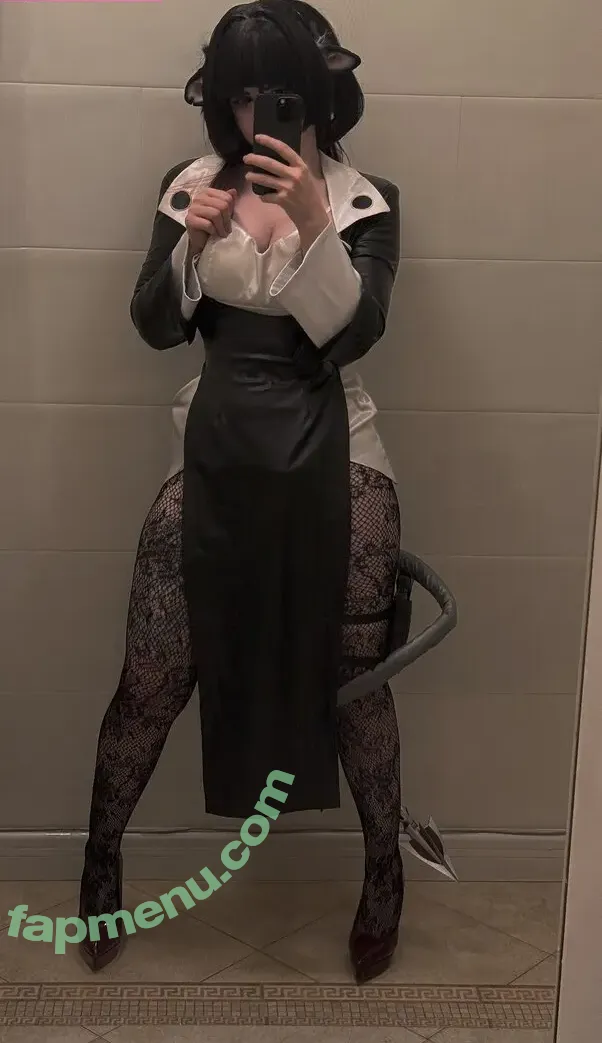 frauleinmilk nude photo #1716 (suisai.uwu / suisaiuwu)