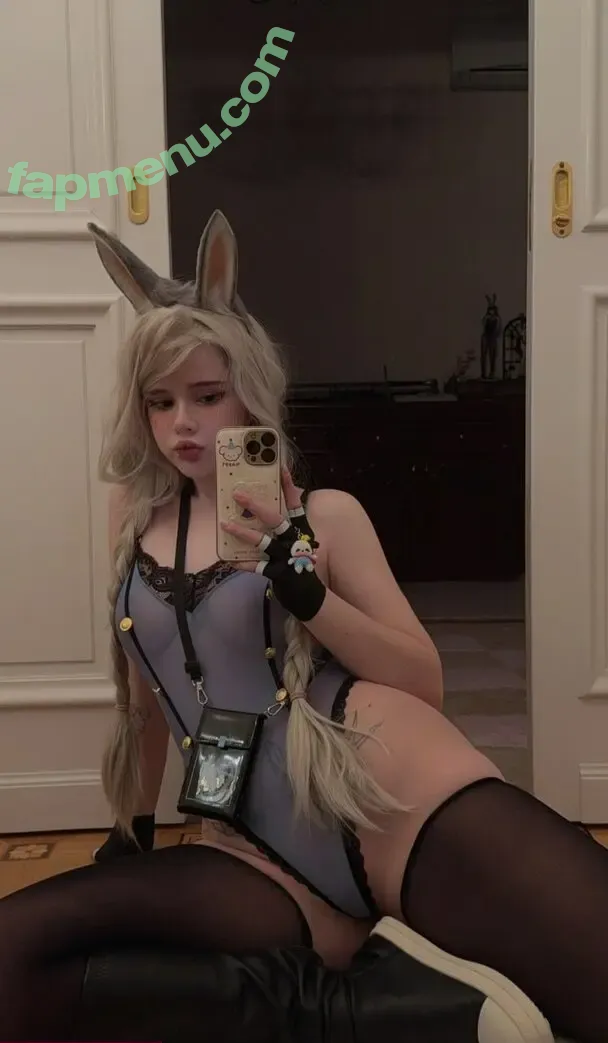 frauleinmilk nude photo #1730 (suisai.uwu / suisaiuwu)