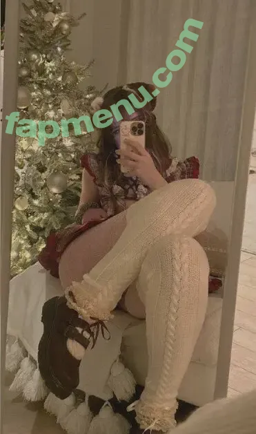 frauleinmilk nude photo #1733 (suisai.uwu / suisaiuwu)