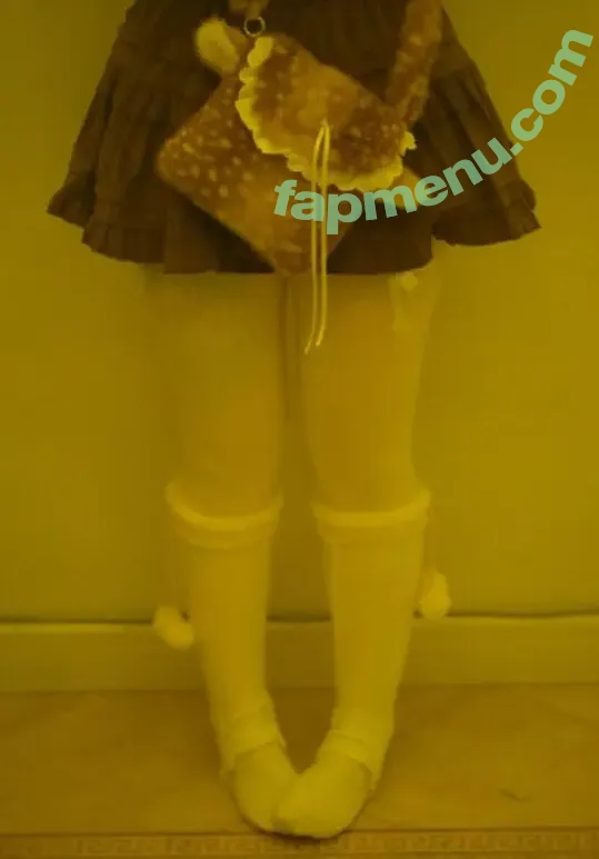 frauleinmilk nude photo #1747 (suisai.uwu / suisaiuwu)