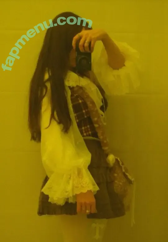 frauleinmilk nude photo #1749 (suisai.uwu / suisaiuwu)