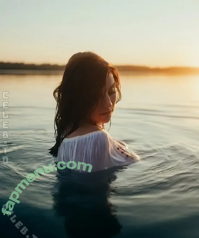 frautramvai4ik nude photo #0023 (frautramvai4ik)