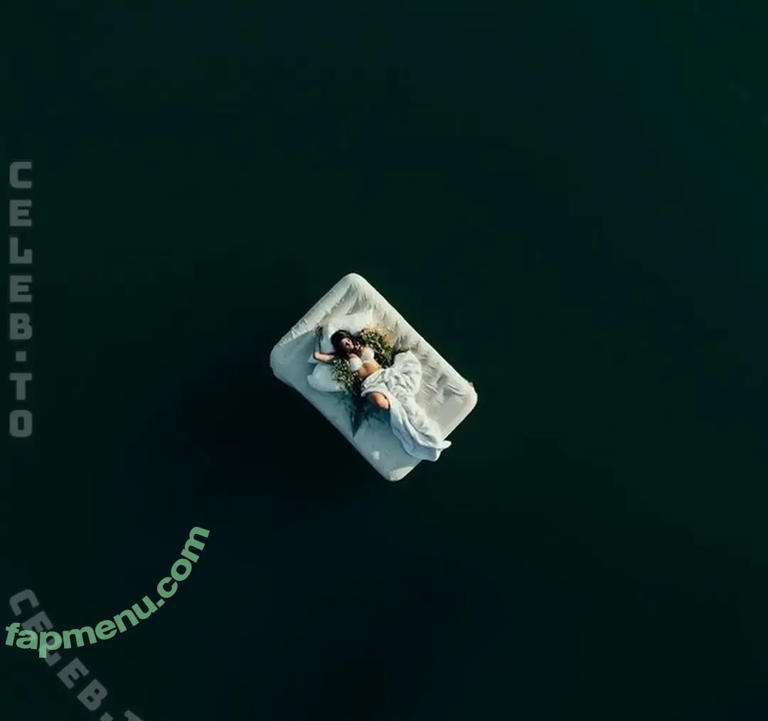 frautramvai4ik nude photo #0026 (frautramvai4ik)