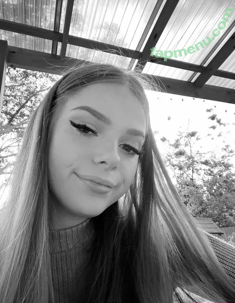 frayedboots nude photo #0040 (Lana / Lulu lana.babyx / lana.babyx / lovelylottielou)