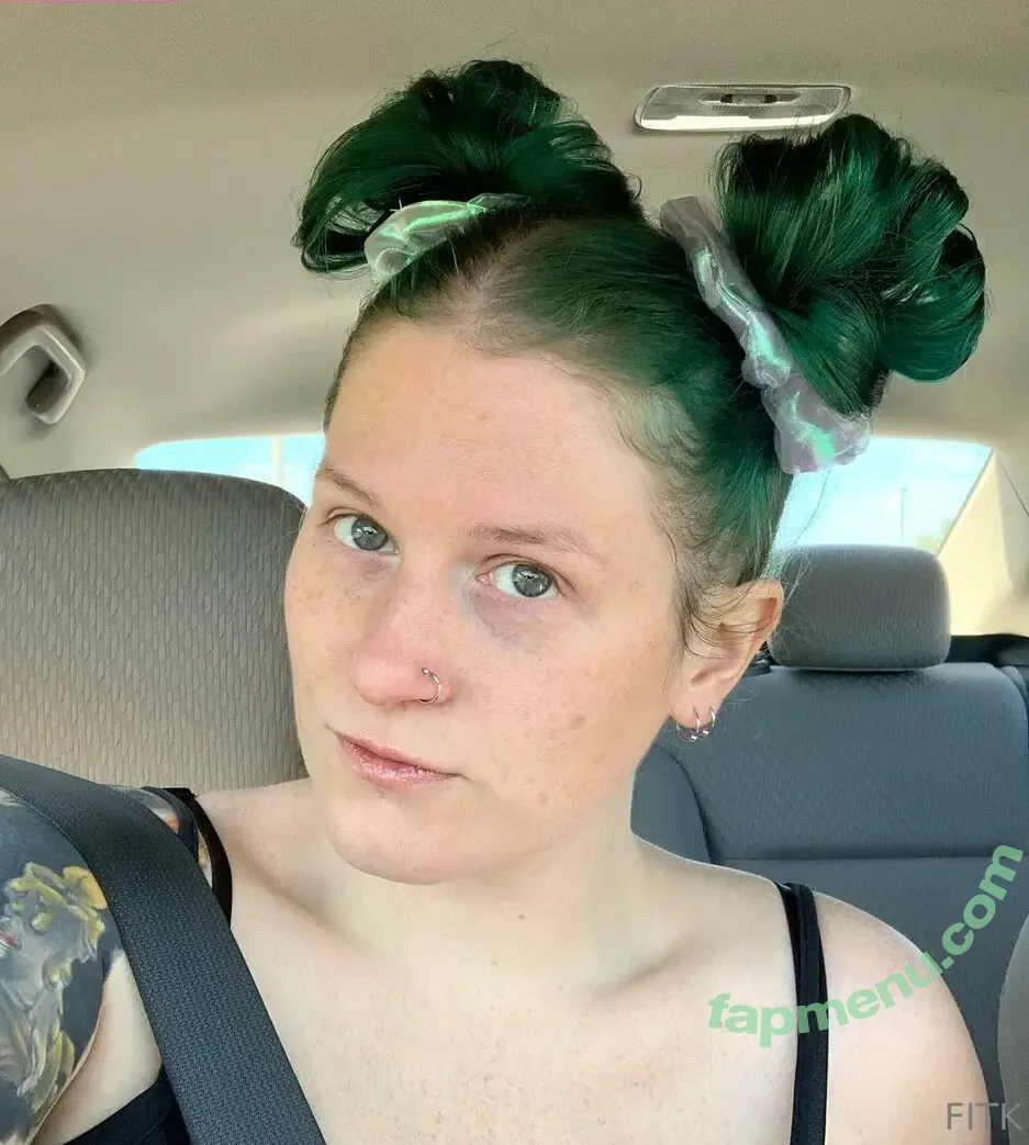 freakinthekitchen nude photo #0024 (freakinthekitchen)