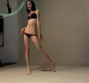 Freakmorningstar / Paulina / faydwynn.morningstar nude photo #0018