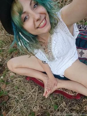 freakyfjonda / freakyfjondaxxx / freakyfreda nude photo #0155