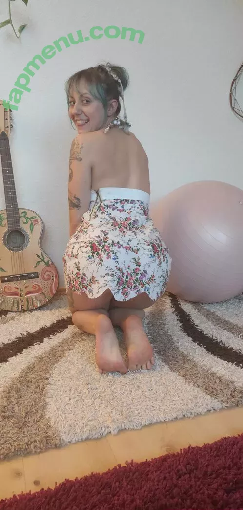 freakyfjonda nude photo #0055 (freakyfjondaxxx / freakyfreda)