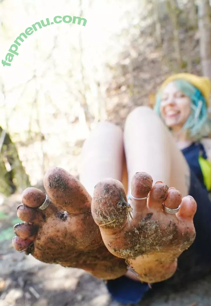 freakyfjonda nude photo #0162 (freakyfjondaxxx / freakyfreda)