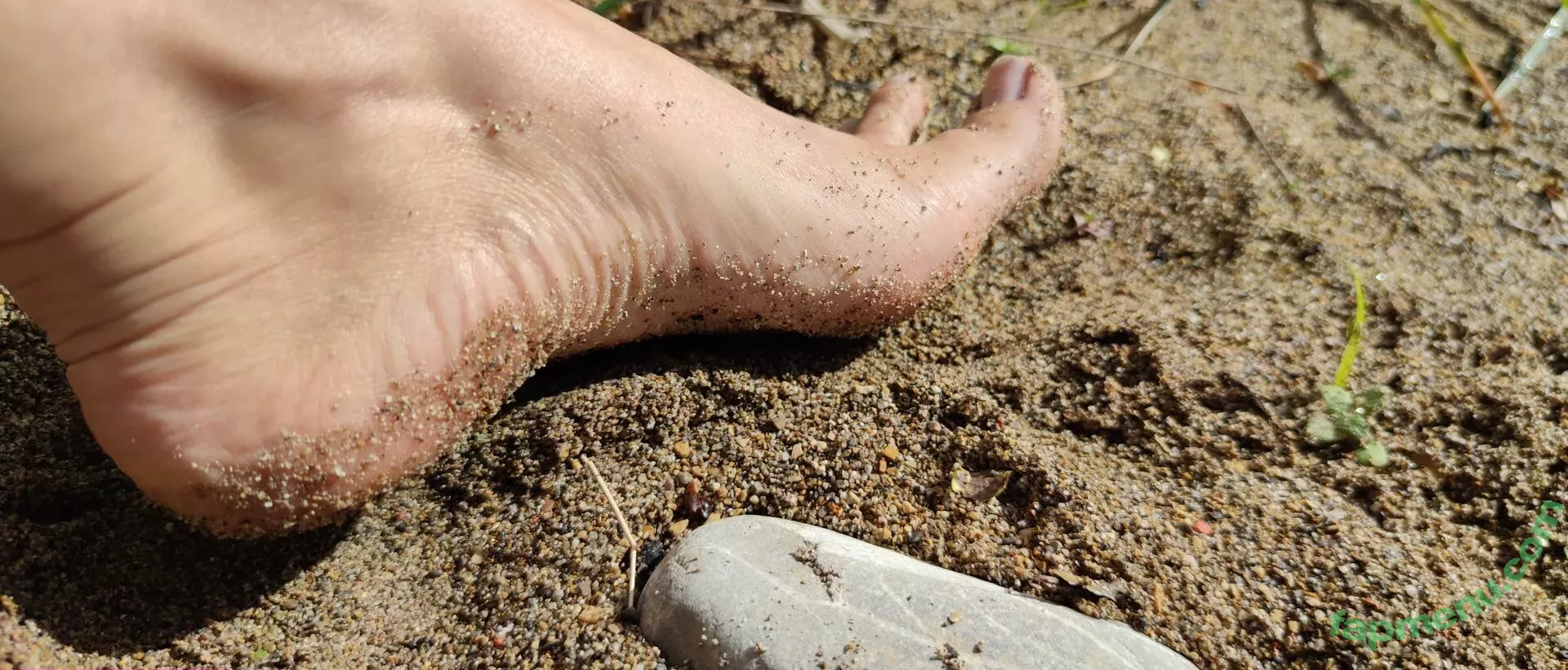 freakyfjonda nude photo #0204 (freakyfjondaxxx / freakyfreda)