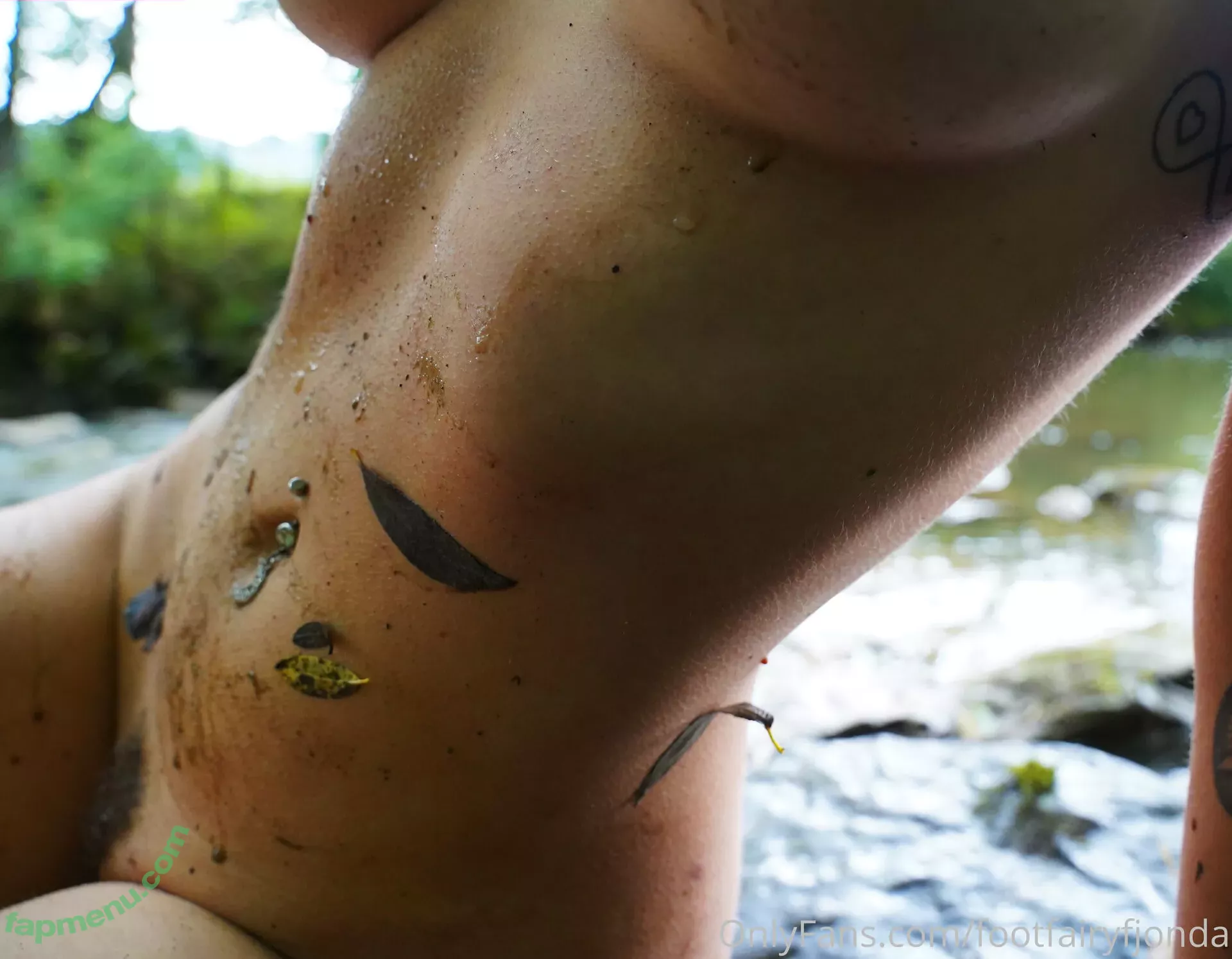 freakyfjonda nude photo #0357 (freakyfjondaxxx / freakyfreda)