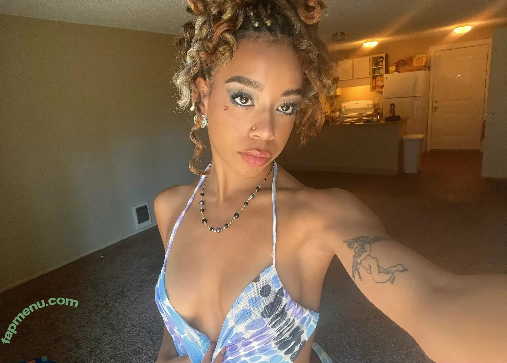 freakyfreyak nude photo #0013 (freakyfreyak)