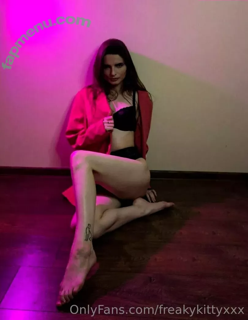 freakykittyxxx nude photo #0014 (freakykittyxxx)