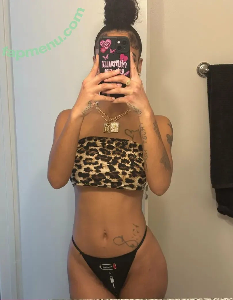 freakyrozay nude photo #0015 (freakyrozay)