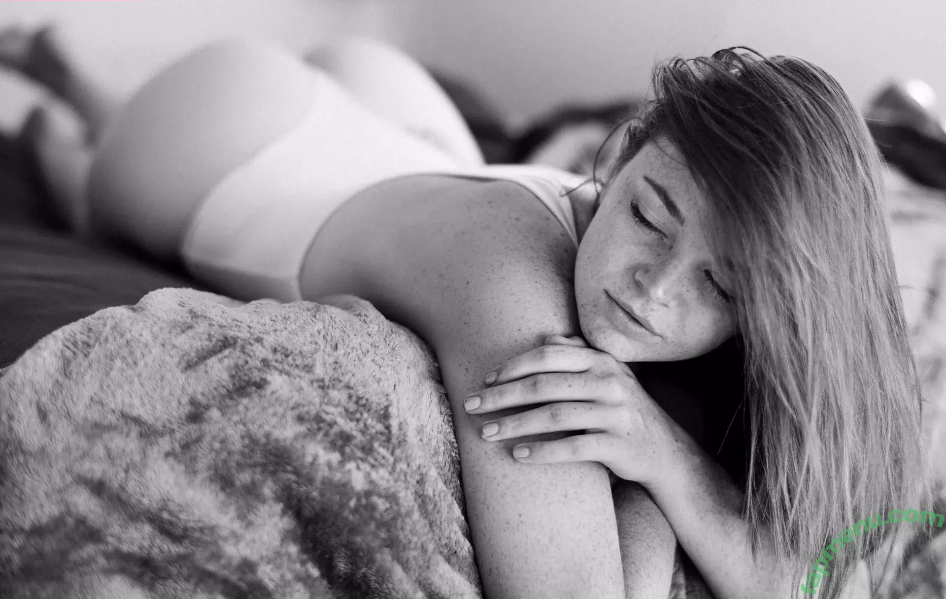 Freckledhobo nude photo #0002 (Freckledhobo)