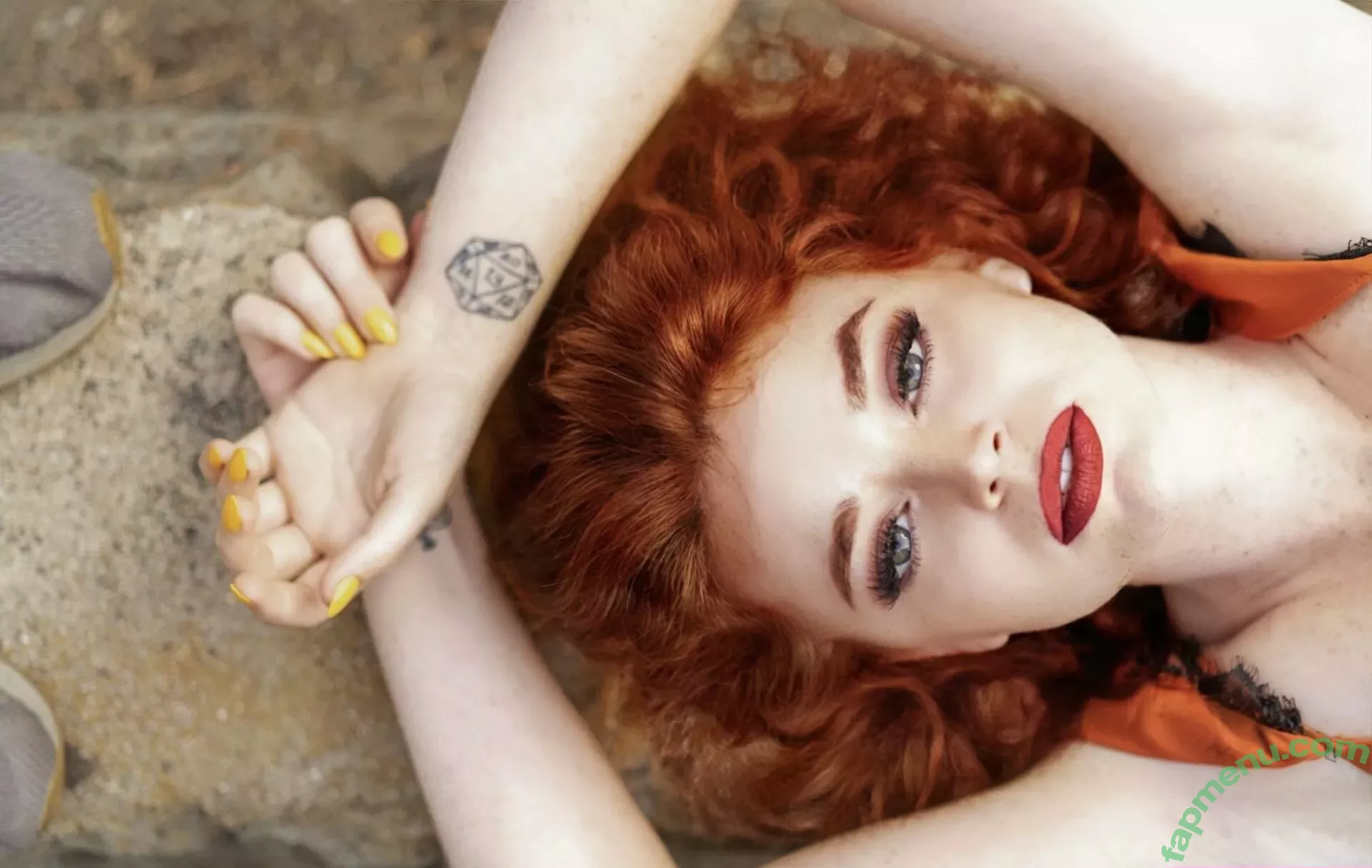 Freckledhobo nude photo #0102 (Freckledhobo)