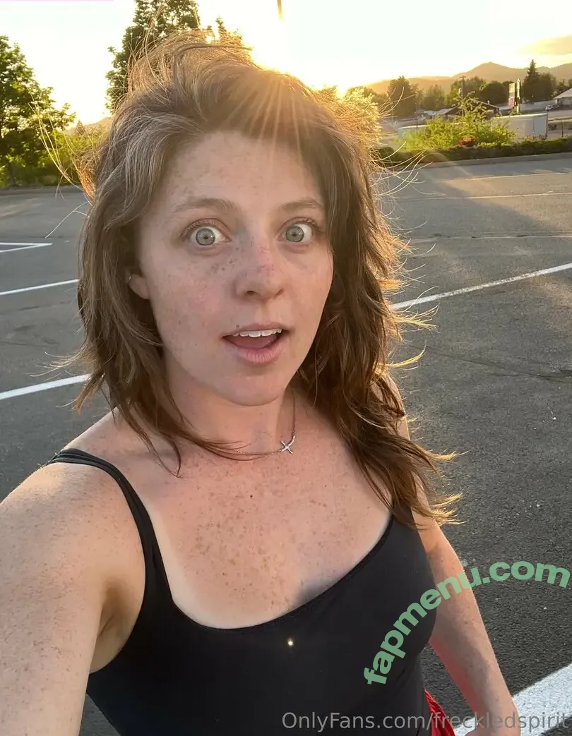 freckledspirit nude photo #0349 (Creepyspookygirl / Freakysweetgirl / creepy_toes / freckled.spirits / freckledspirit2)