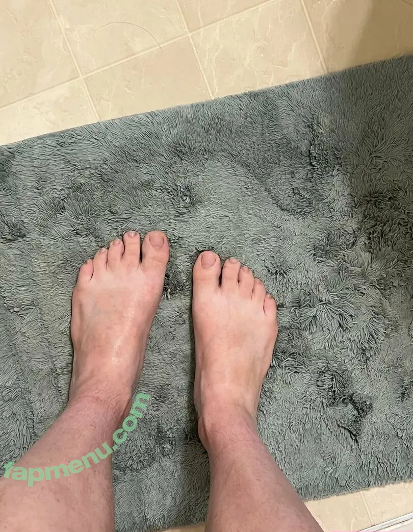 freckledspirit nude photo #0462 (Creepyspookygirl / Freakysweetgirl / creepy_toes / freckled.spirits / freckledspirit2)