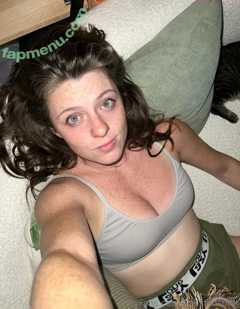 freckledspirit nude photo #0486 (Creepyspookygirl / Freakysweetgirl / creepy_toes / freckled.spirits / freckledspirit2)