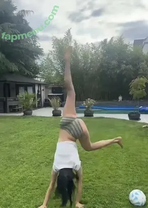 freckles asmr / freckles_asmr / frecklesasmr / zundayyyy nude photo #0031