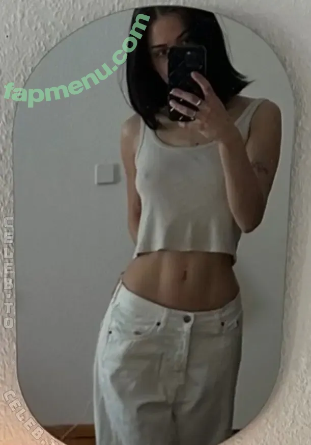 freckles asmr nude photo #0026 (freckles_asmr / frecklesasmr / zundayyyy)