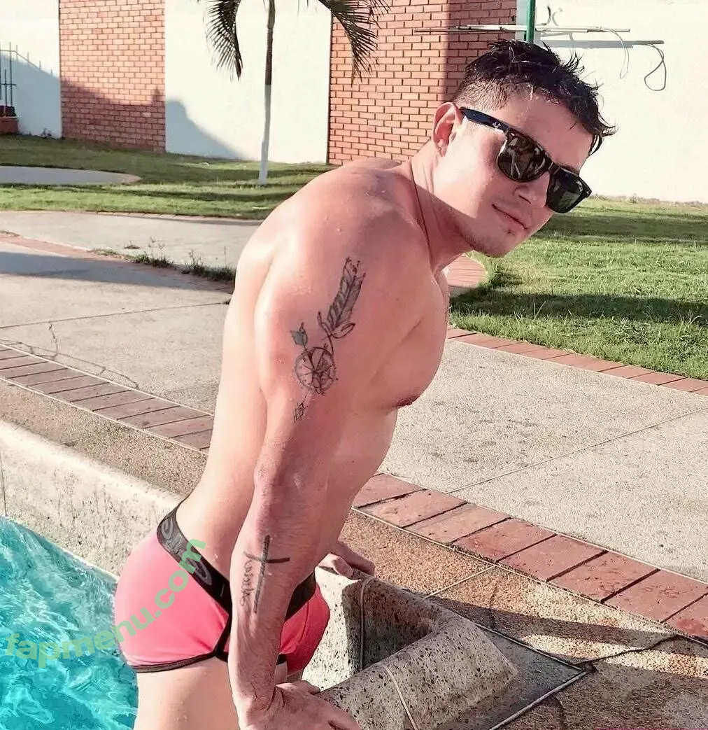 freeboygym nude photo #0036 (freebody.gym)