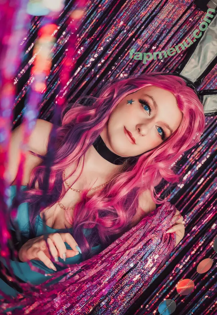 freecosplay.melpomene nude photo #0091 (cosplay.melpomene)