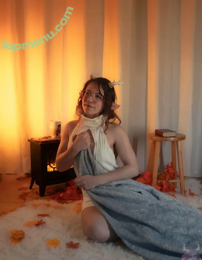 freefancycham nude photo #0055 (fokesnextdoor)