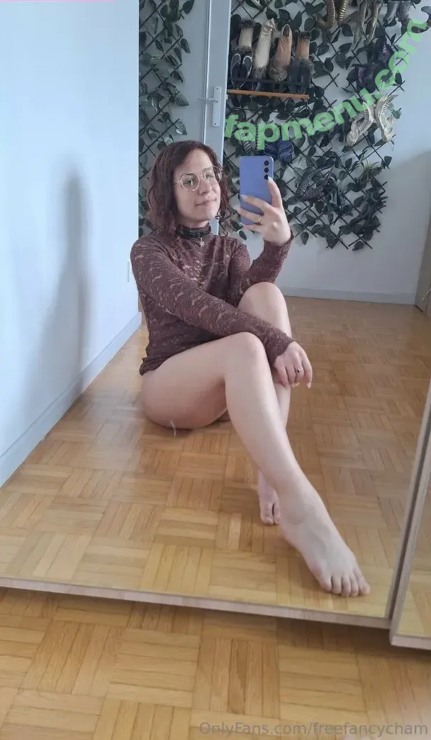 freefancycham nude photo #0076 (fokesnextdoor)