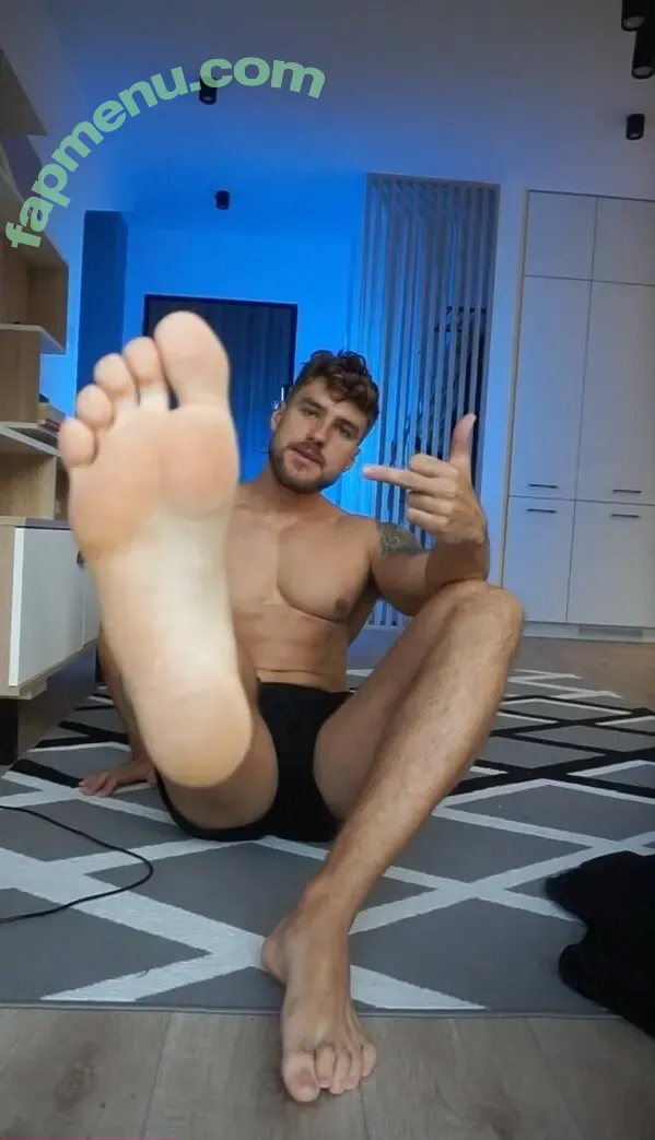 freefootgod nude photo #0164 (freethegod_)