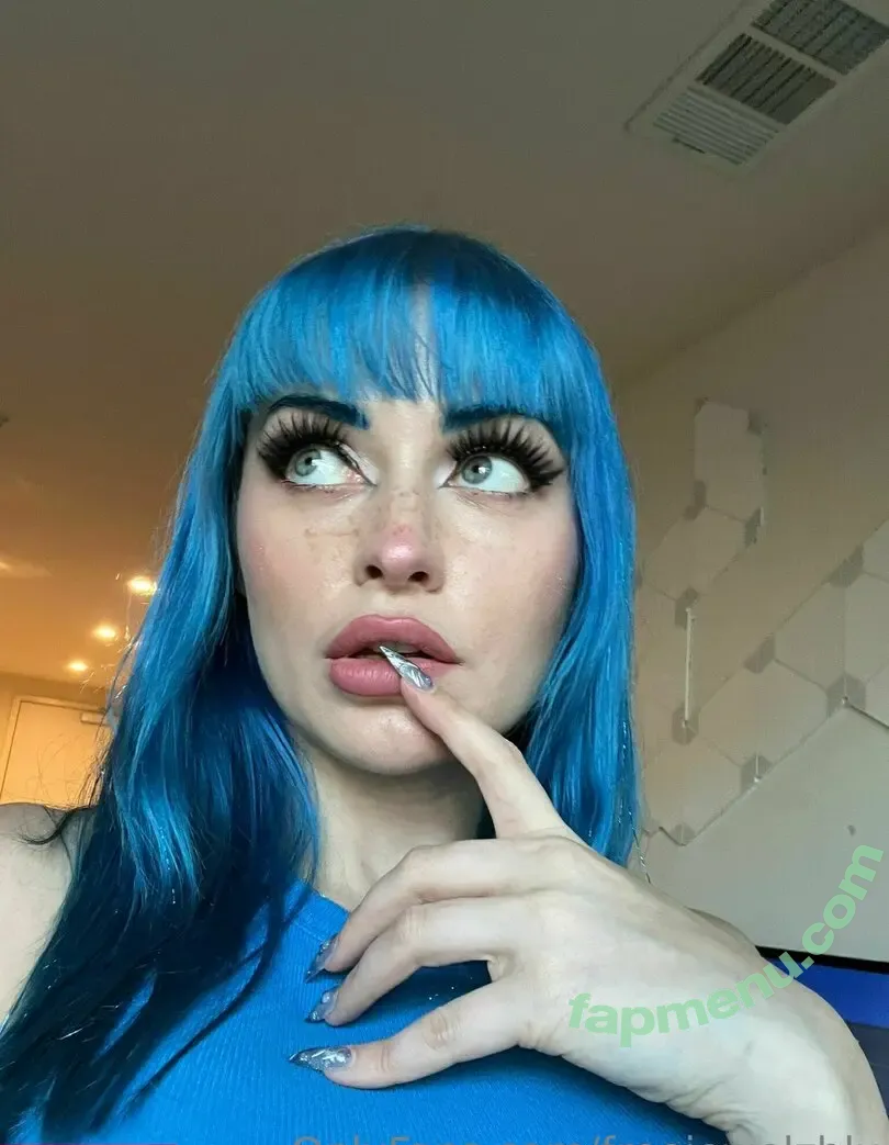 freejewelzblu nude photo #0012 (onlyjewelzblu)