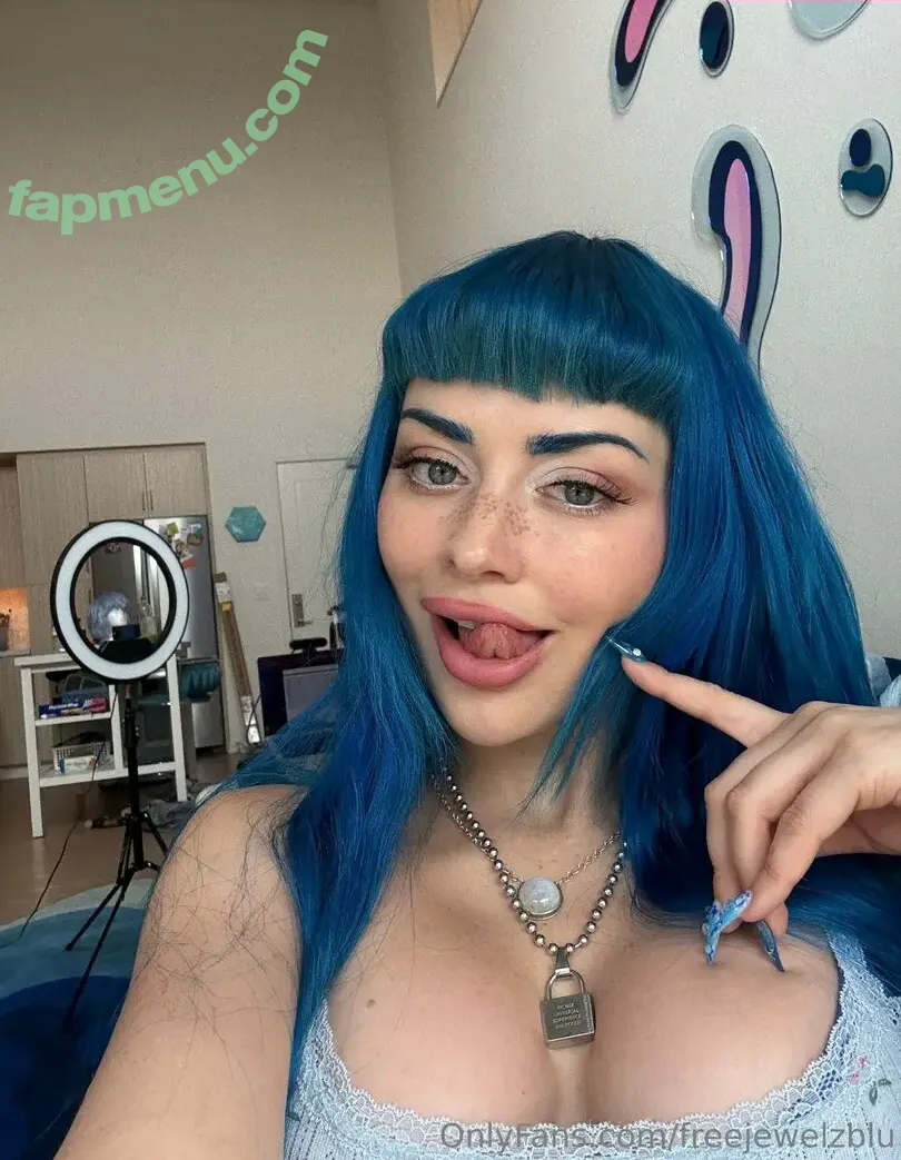 freejewelzblu nude photo #0050 (onlyjewelzblu)