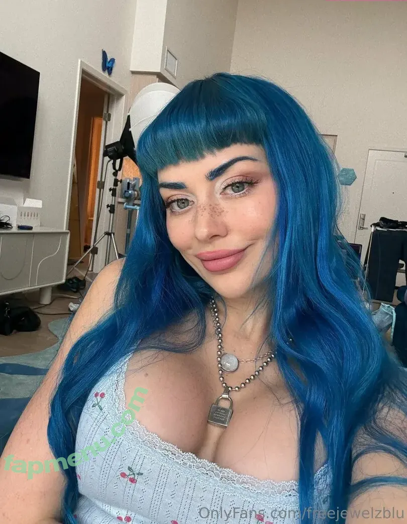 freejewelzblu nude photo #0078 (onlyjewelzblu)