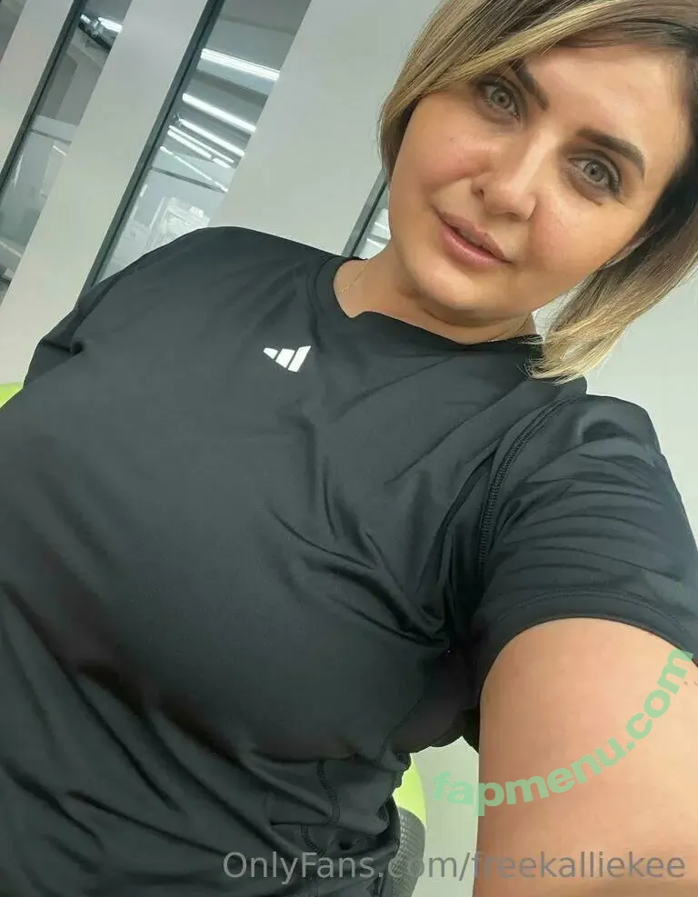 freekalliekee nude photo #0048 (freekalliekee)