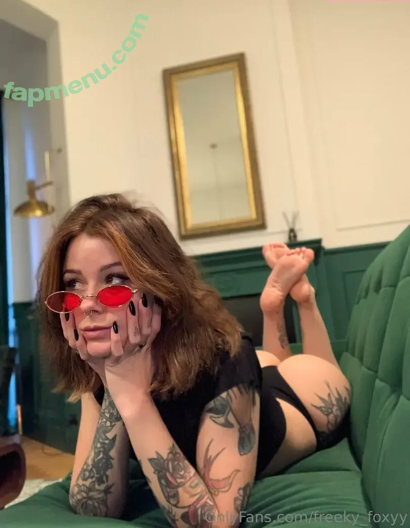 freeky_foxyy nude photo #0012 (freeky_foxy)