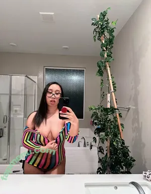 freelanaebrielle / erianabee nude photo #0004
