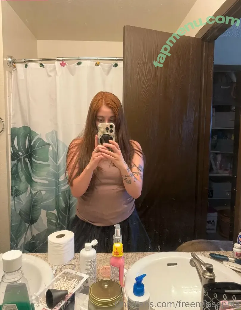 freemiasophia nude photo #0022 (miasophiatv)