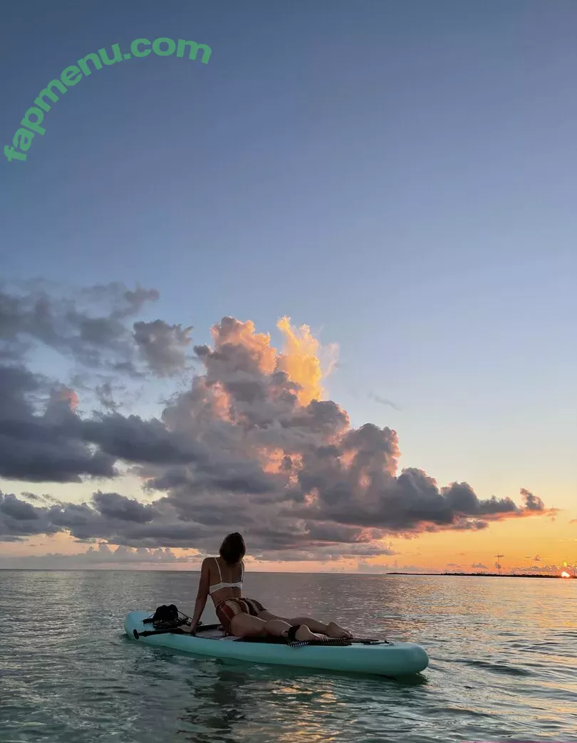 freemollypills nude photo #0081 (freemollypills)