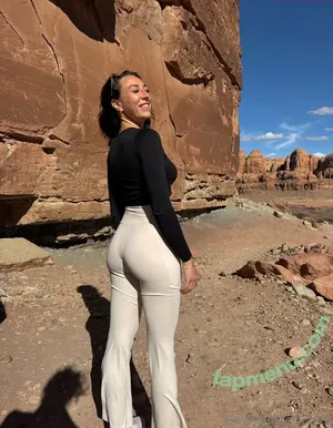  nude photo #0002