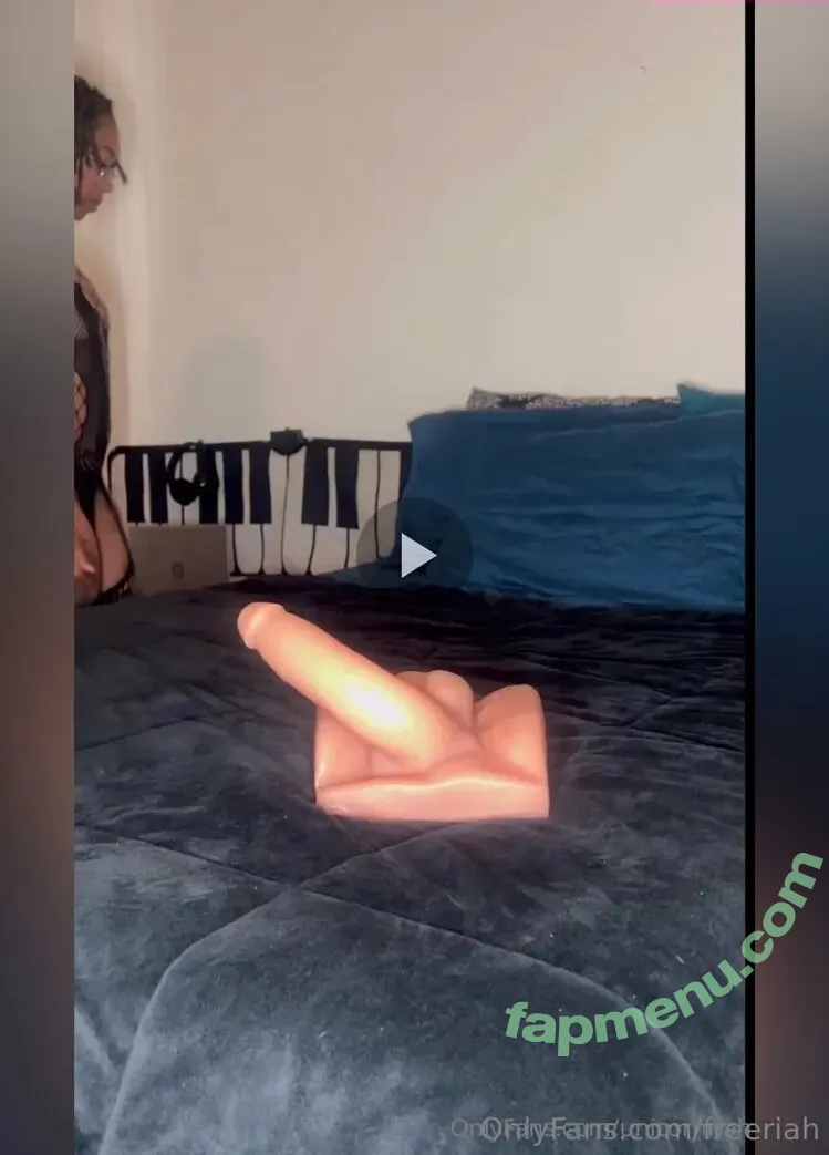 freeriah nude photo #0005 (freeriah)