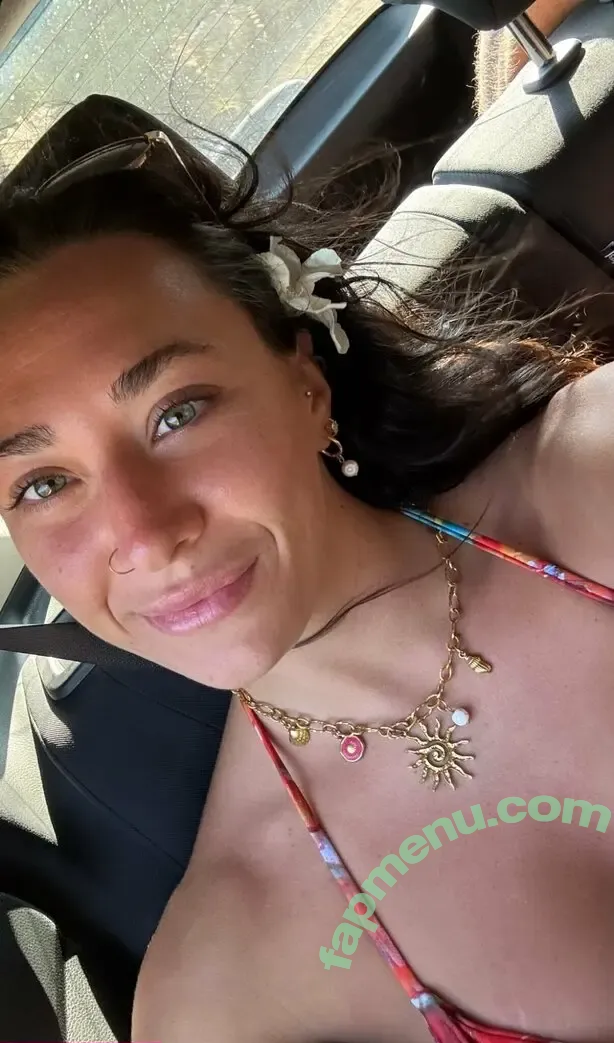 freeroseray nude photo #0005 (freeroseray)