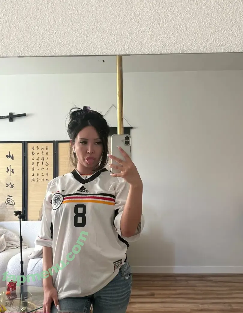 freethecece nude photo #0070 (thefreemoneyshow)