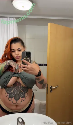  nude photo #0007